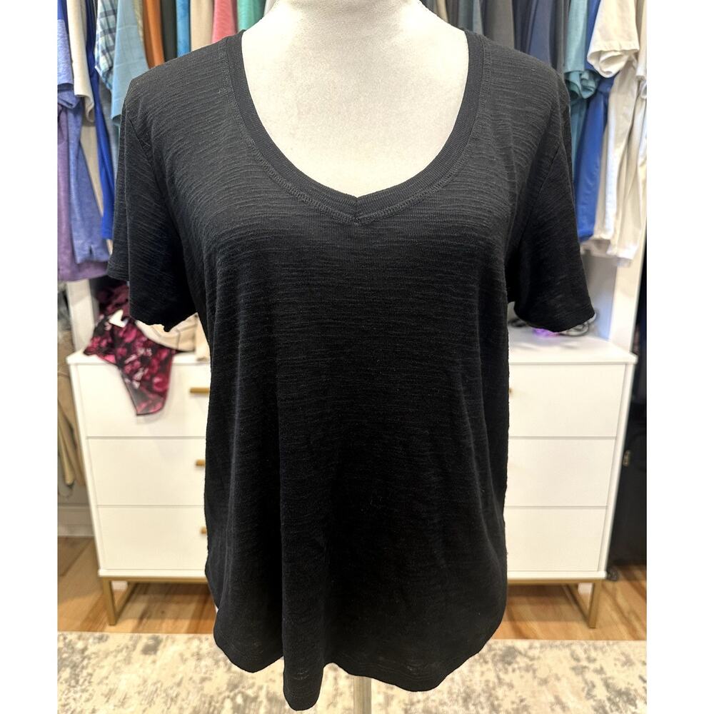 Treasure & Bond Women's BLack V Neck Short Sleeve Textured T Shirt M NWT